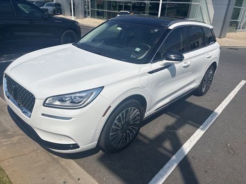 Used 2021 Lincoln Corsair Grand Touring w/ Equipment Group 301A AWD/4WD image 5