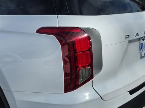 Used 2022 Hyundai Palisade SEL w/ Convenience Package image 10