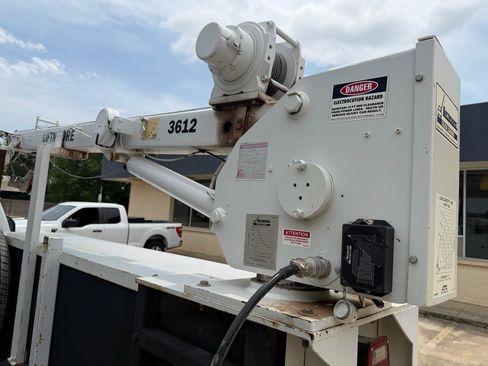 Used 2022 Ford F350 XL w/ Power Equipment Group AWD/4WD image 16