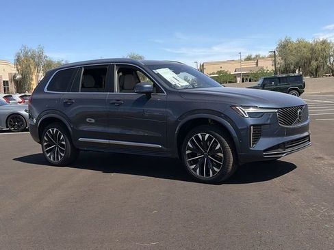 New 2026 Volvo XC90 T8 Plus w/ Protection Package AWD/4WD image 4