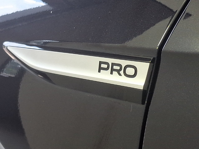 Used 2023 Volkswagen ID.4 Pro RWD image 37