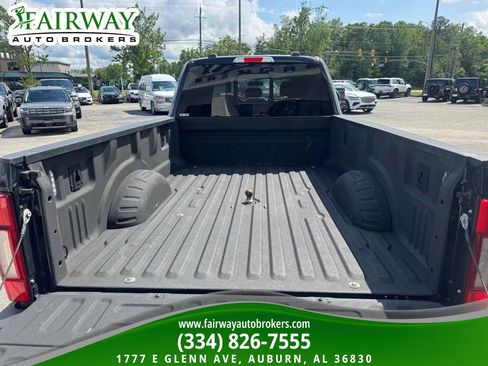 Used 2022 Ford F350 Lariat w/ Lariat Ultimate Package AWD/4WD image 26