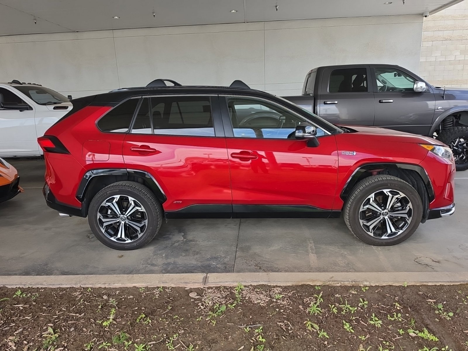 Used 2021 Toyota RAV4 XSE w/ Weather Package AWD/4WD image 3