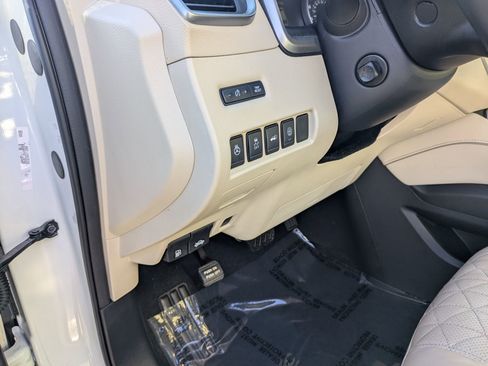 Used 2020 Nissan Murano Platinum image 14