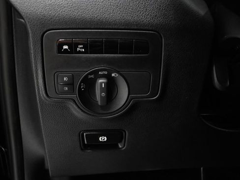 Used 2016 Mercedes-Benz Metris Passenger image 15
