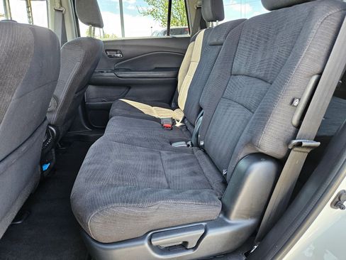 Used 2017 Honda Pilot EX image 28