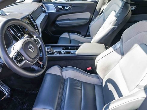 Used 2022 Volvo XC60 T8 R-Design w/ Advanced Package image 17