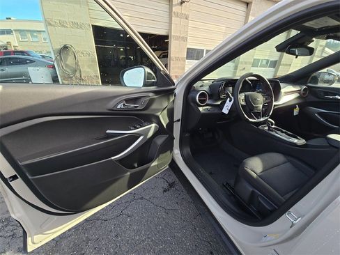 New 2026 Chevrolet Trax RS w/ Sunroof Package image 15