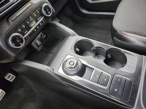 Used 2024 Ford Escape ST-Line image 12