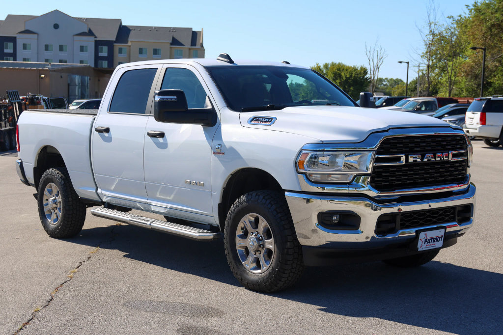Used 2024 RAM 2500 Big Horn AWD/4WD image 1