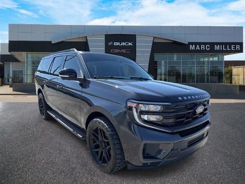 Used 2025 Ford Expedition Max Active AWD/4WD image 1