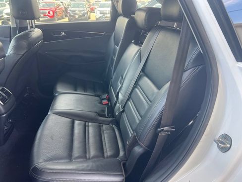 Used 2020 Kia Sorento EX AWD/4WD image 7