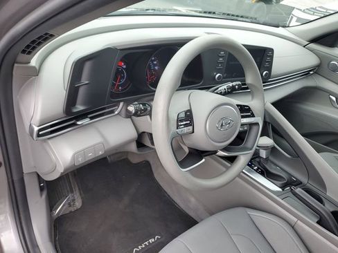 Certified 2023 Hyundai Elantra SEL FWD image 18