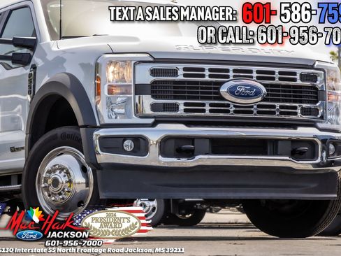 Used 2023 Ford F550 4x4 Crew Cab Super Duty image 3