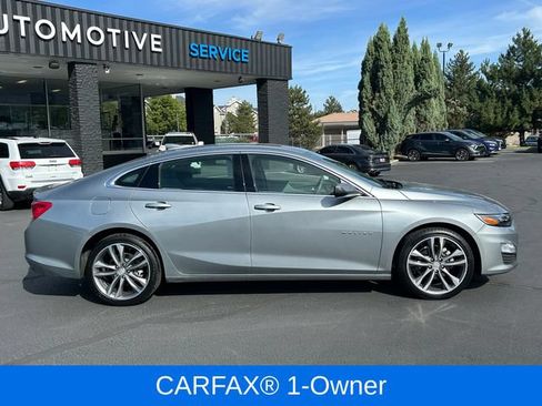Used 2025 Chevrolet Malibu LT FWD image 2