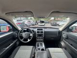 Used 2008 Dodge Nitro SXT image 2