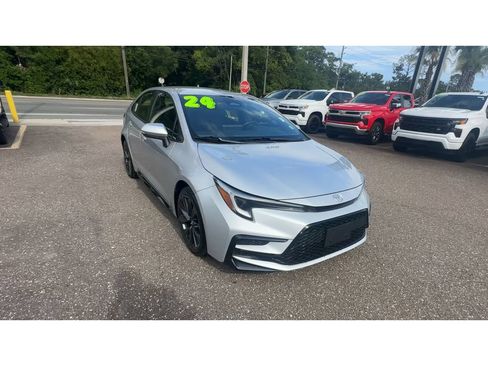 Used 2024 Toyota Corolla SE FWD image 8