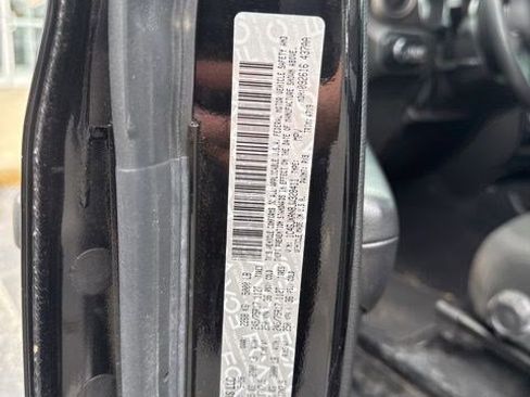 Used 2018 Jeep Wrangler Sport AWD/4WD image 5