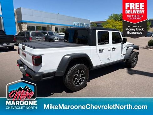 Used 2024 Jeep Gladiator Rubicon w/ Convenience Group AWD/4WD image 6