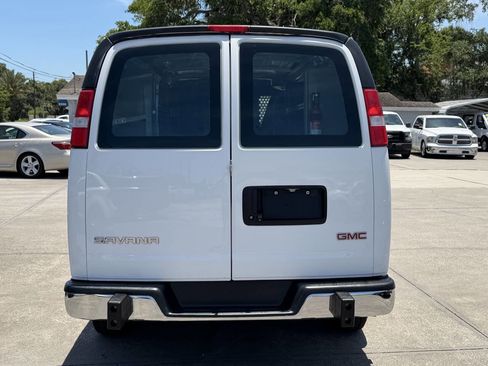 Used 2020 GMC Savana 2500 w/ Driver Convenience Package RWD image 7