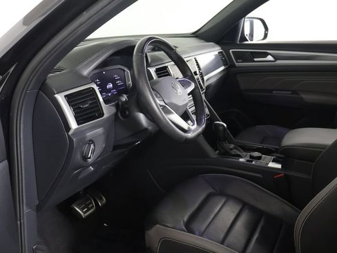 Used 2023 Volkswagen Atlas Cross Sport SEL Premium R-Line AWD/4WD image 28
