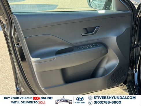 New 2026 Hyundai Kona SE image 20