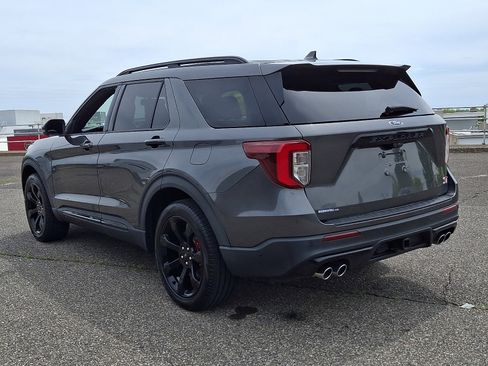 Used 2020 Ford Explorer ST w/ ST Street Pack AWD/4WD image 4