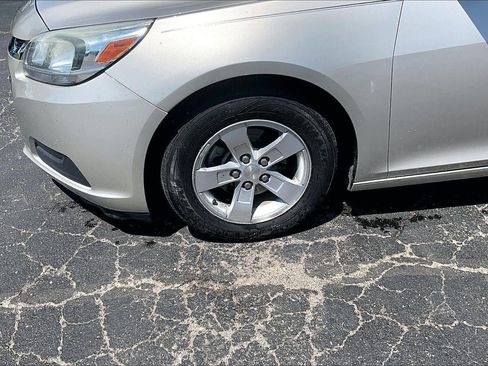 Used 2015 Chevrolet Malibu LS FWD image 2