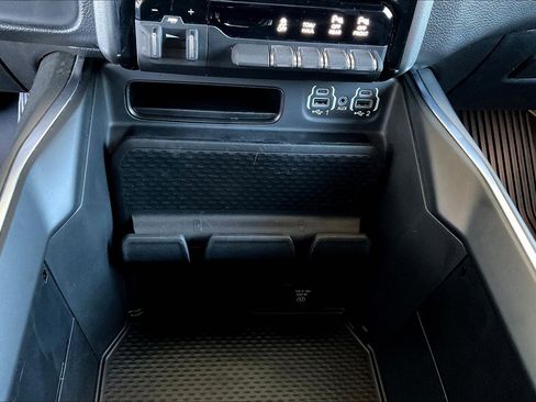 Used 2024 RAM 1500 Big Horn image 17