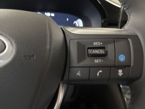 Certified 2025 INFINITI QX60 Luxe w/ Vision Package image 11