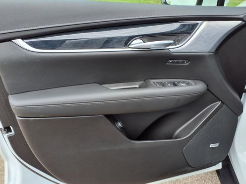 New 2026 Cadillac XT5 Premium Luxury w/ LPO, Floor Liner Package AWD/4WD image 12