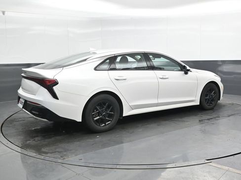 Used 2025 Kia K5 LXS image 2