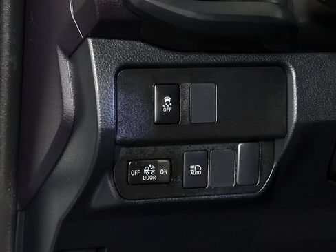 Used 2023 Toyota Tacoma SR AWD/4WD image 25