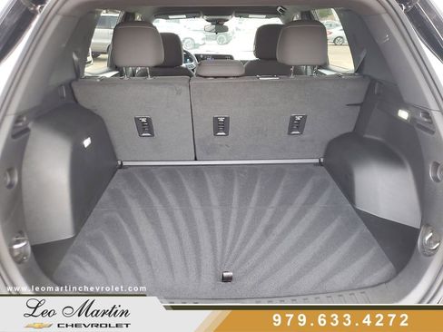Used 2026 Chevrolet Equinox LT FWD image 7
