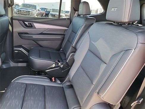 New 2025 Buick Enclave Sport Touring w/ Super Cruise Package image 16