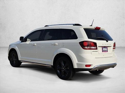 Used 2019 Dodge Journey Crossroad FWD image 7