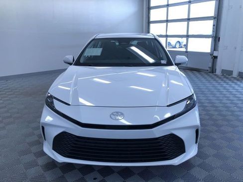 Certified 2026 Toyota Camry LE FWD image 14