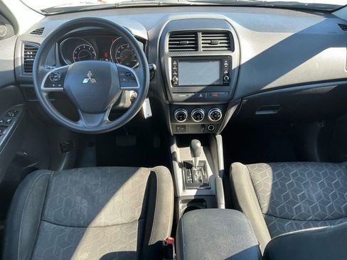 Used 2023 Mitsubishi Outlander Sport ES image 17