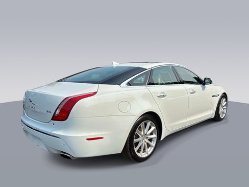 Used 2013 Jaguar XJ RWD image 7