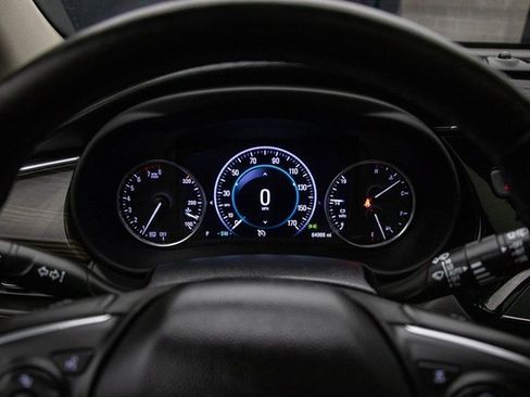 Used 2020 Buick Envision Premium image 32