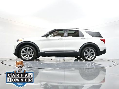 Used 2020 Ford Explorer Platinum w/ Premium Technology Package image 33