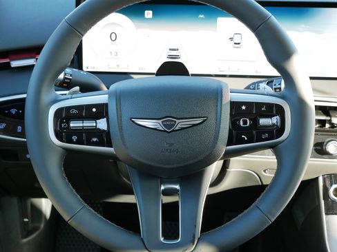 New 2026 Genesis GV70 2.5T Advanced image 23