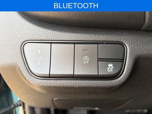 Used 2024 Kia Seltos EX image 2