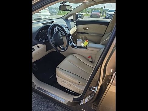 Used 2011 Toyota Venza w/ Convenience Pkg FWD image 11