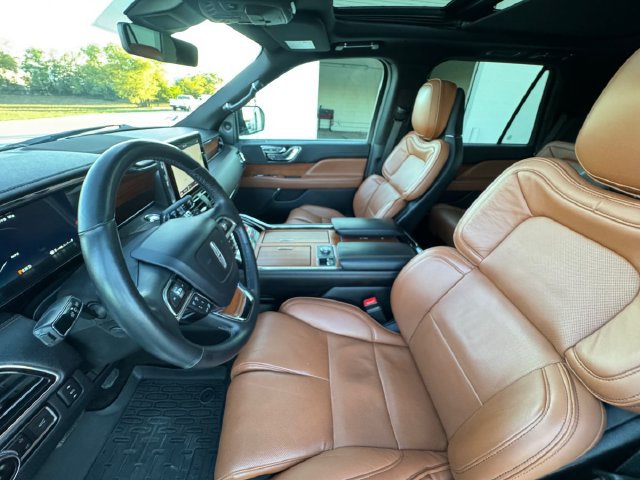 Used 2019 Lincoln Navigator Reserve AWD/4WD image 29