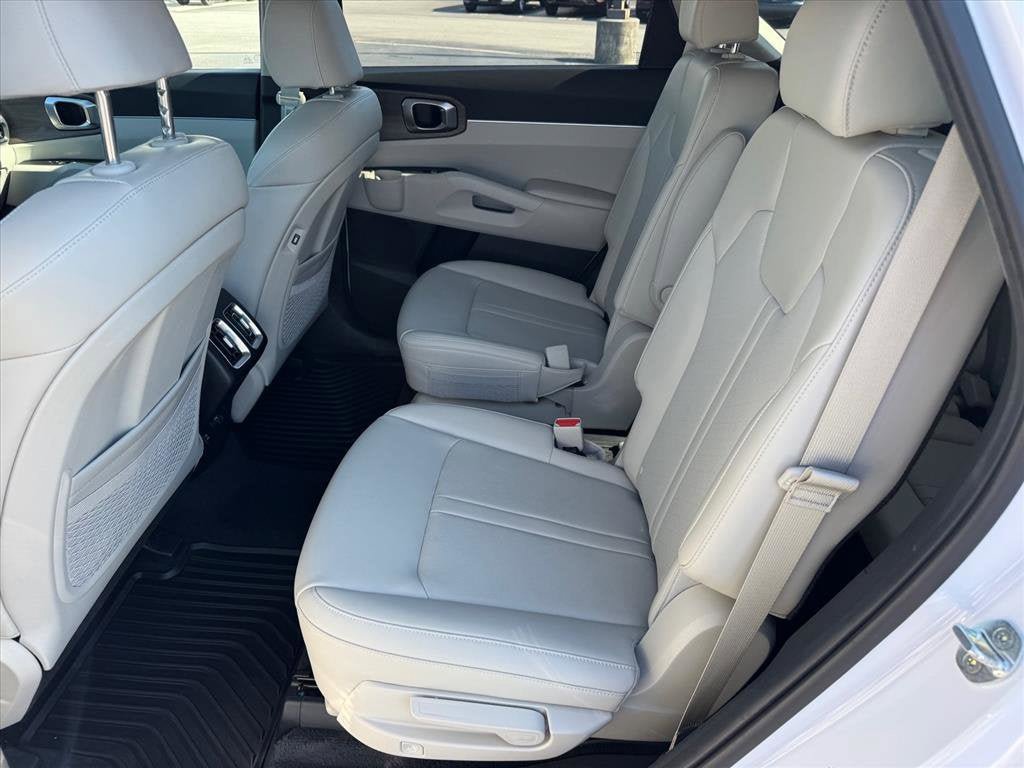 Used 2023 Kia Sorento X-Line EX AWD/4WD image 16