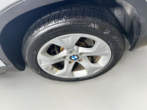 Used 2013 BMW X1 sDrive28i RWD image 11