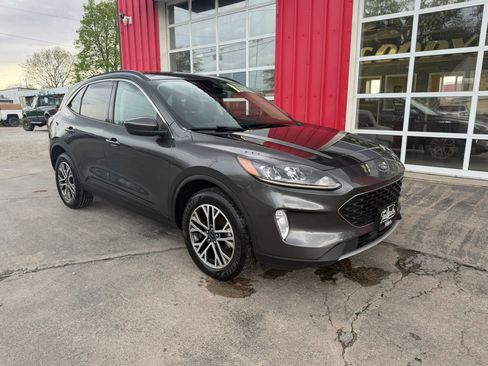 Used 2020 Ford Escape SEL AWD/4WD image 2