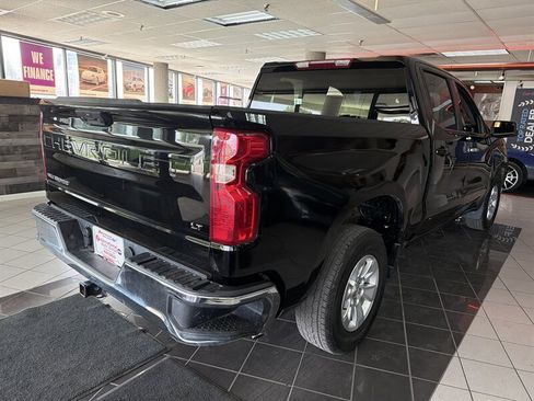 Used 2025 Chevrolet Silverado 1500 LT RWD image 6