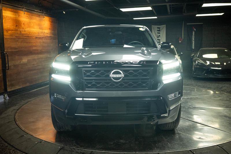 Used 2023 Nissan Frontier SV w/ Midnight Edition Package AWD/4WD image 4